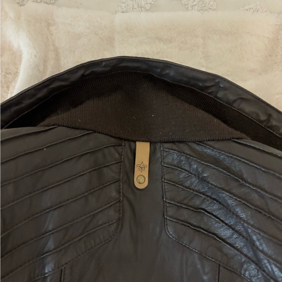 Aritzia leather jacket - not sold anymore MESSAGE BEFORE BUYING - Picture 4 of 5